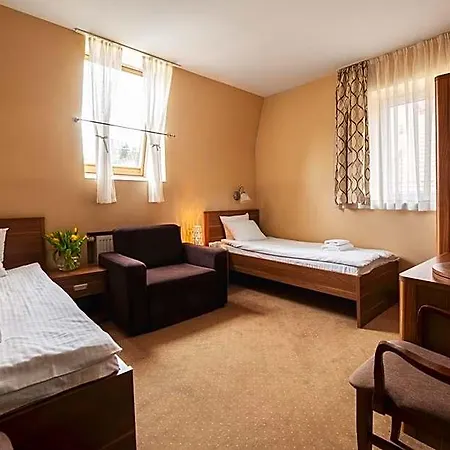 Hotel Paria 2*